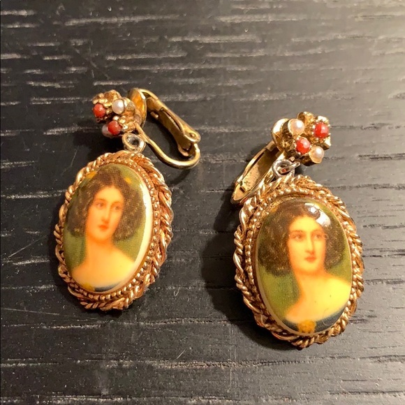 Gold Tone Victorian Style Portrait Clip Earrings - Picture 9 of 9